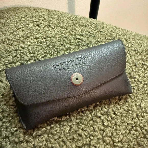 G-Star black glasses case - Picture 1 of 5